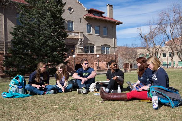 Mines-Campus-Students-9622a.jpg