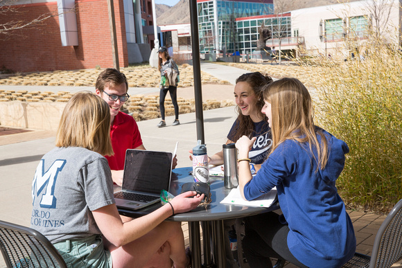 Mines-Campus-Students-1338a.jpg