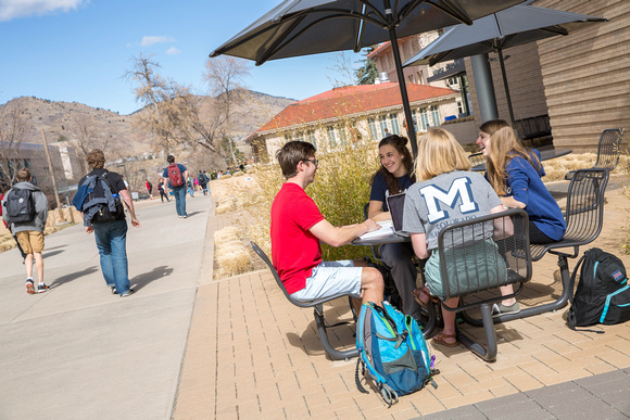 Mines-Campus-Students-1360a.jpg