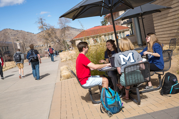 Mines-Campus-Students-1363a.jpg